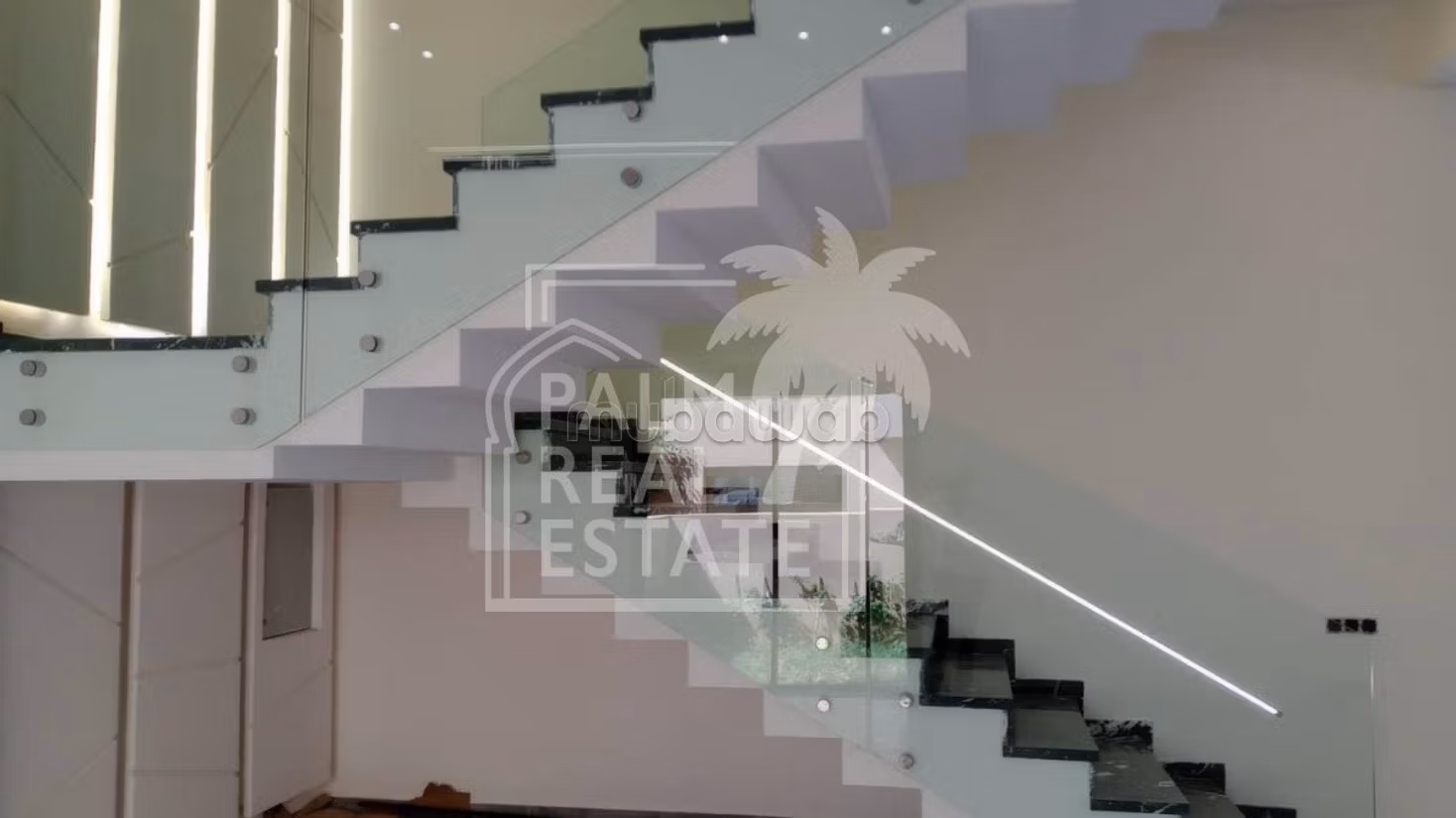 Villa luxueuse et contemporaine au noria golf marrakech