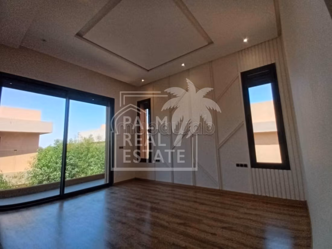 Villa luxueuse et contemporaine au noria golf marrakech