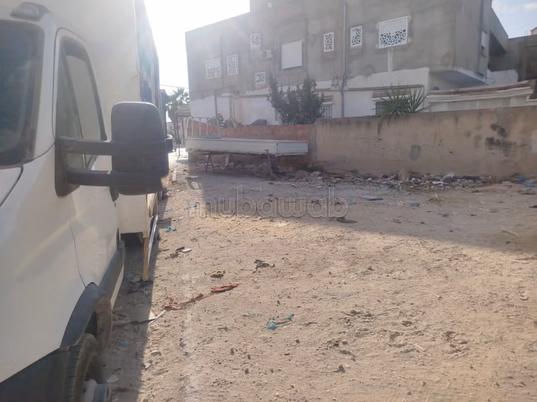 Vendita terreno a Cité El Behi Ladghem. Superficie 484 m²