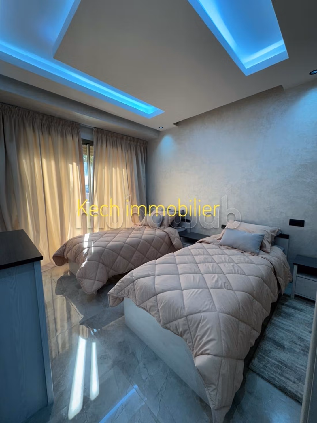 Flat for rent in Camp Al Ghoul. Dimension 90 m². Ample storage space