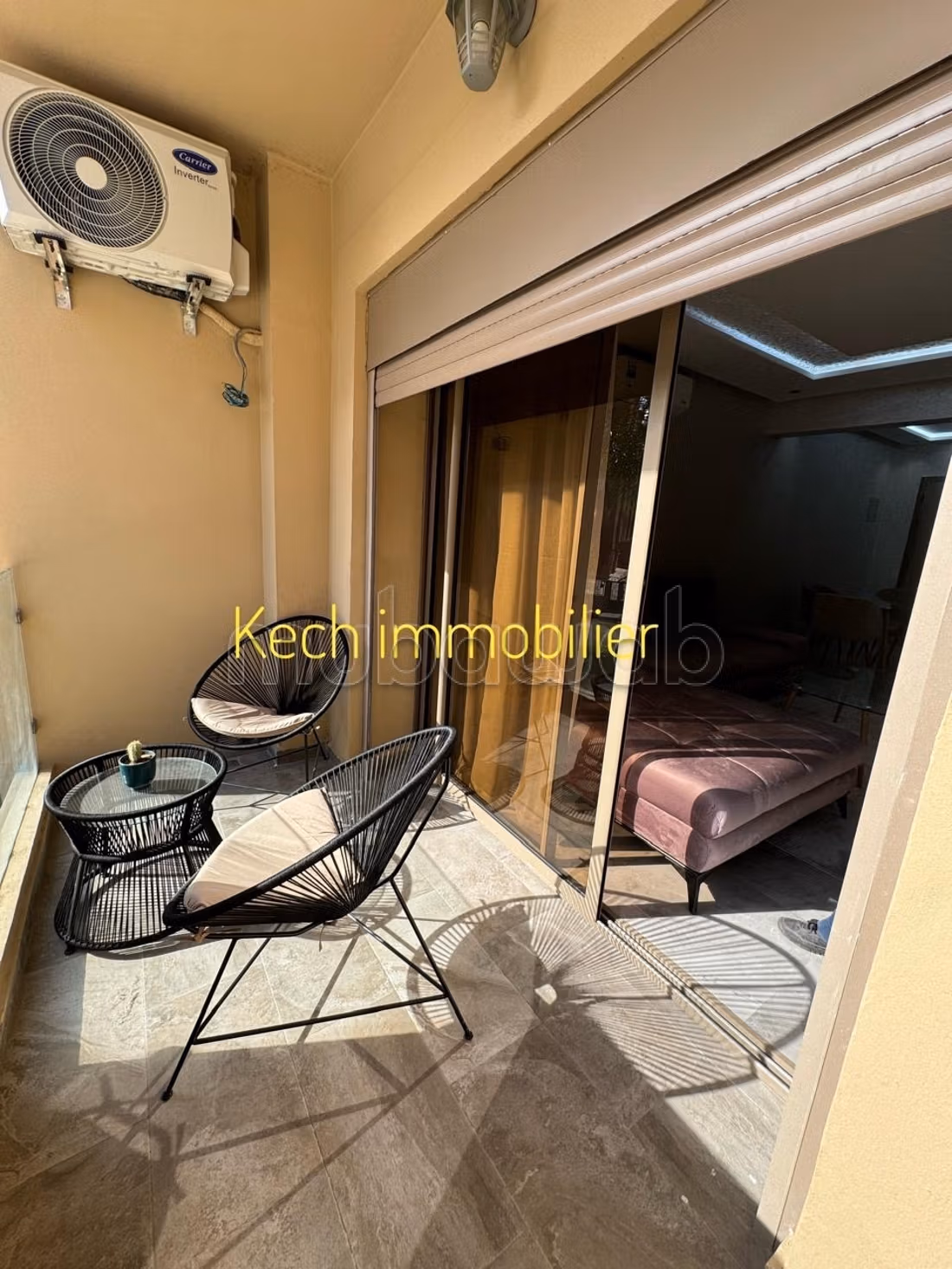 Flat for rent in Camp Al Ghoul. Dimension 90 m². Ample storage space