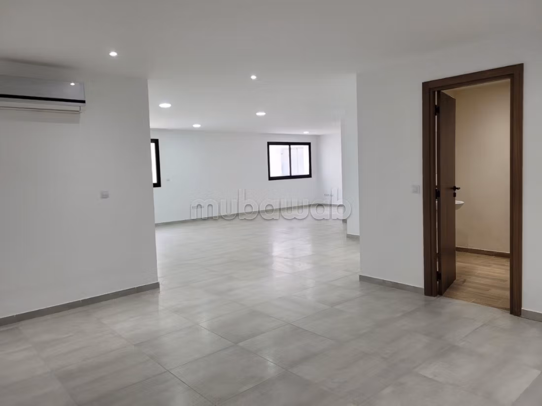 Bureaux en vente à Sousse Ville. Superficie 123 m²