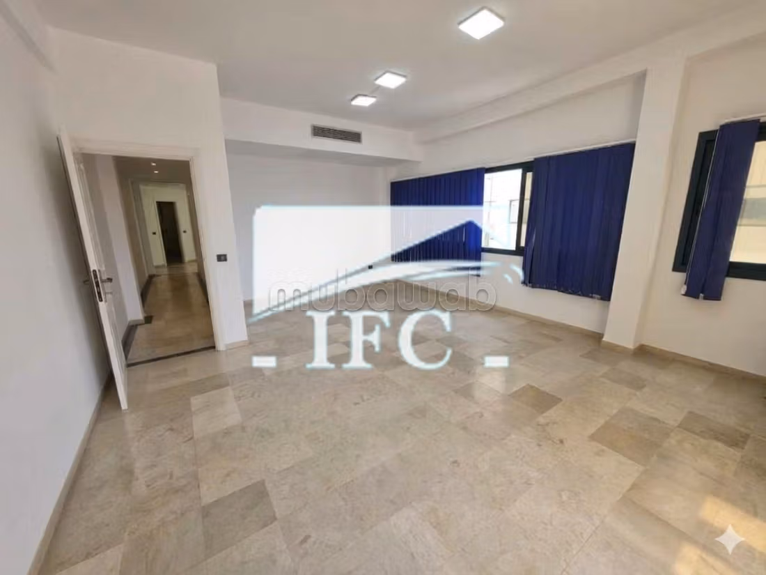 Bureau en 4 espaces 120m Lac 1 IFCL158
