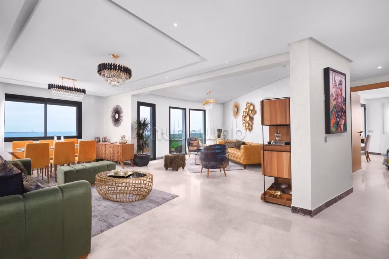 Appartement en vente à Mannesmann. Superficie 158 m²