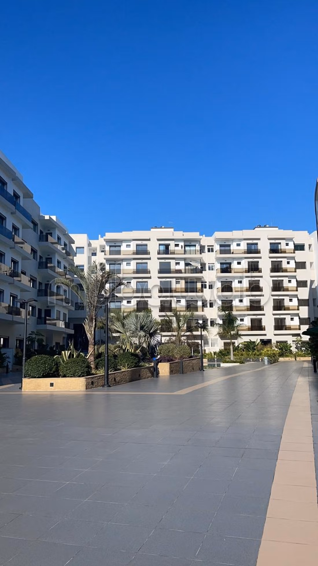 Appartement en vente à Mannesmann. Superficie 158 m²