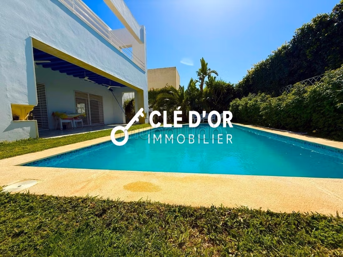 Villa Haut standing avec piscine à louer à Gammarth