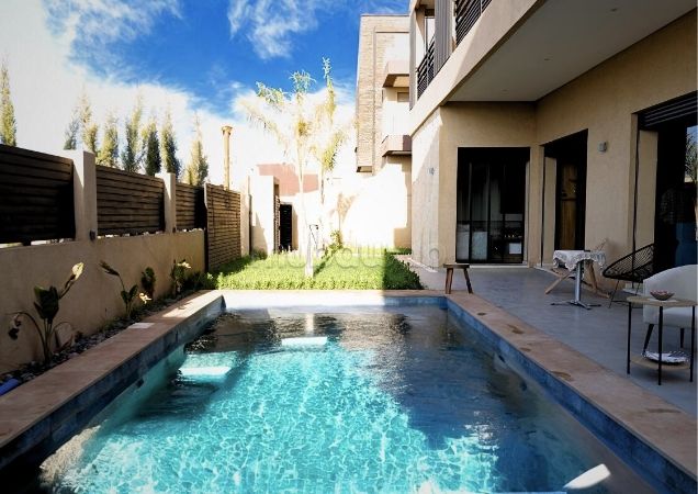 Kopen: villa's en luxe woningen in Agdal. 5 Kamers. Garage en mooi terras