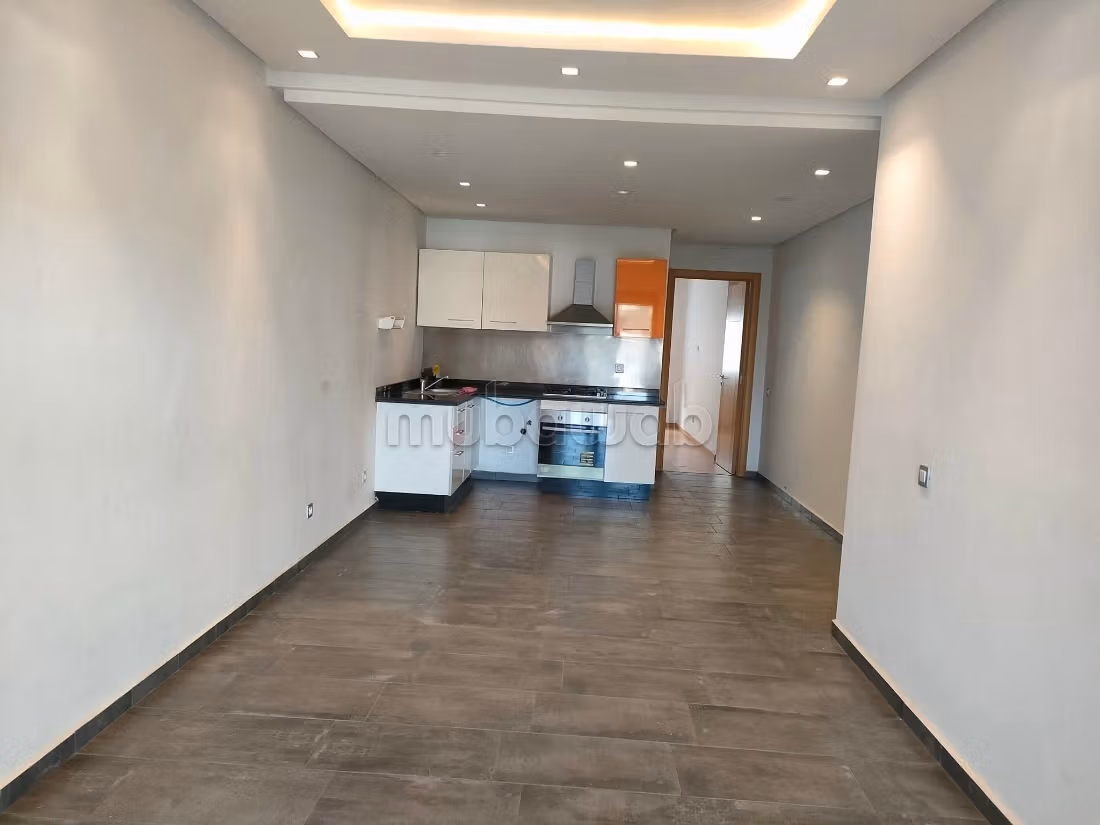 Studio vide 50m² Hôpitaux TRAM 5300 Dh