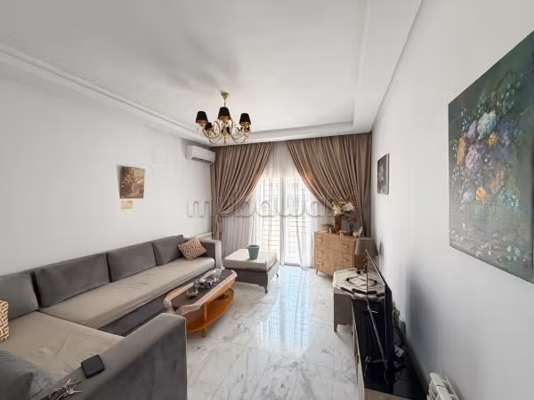 Sale of a lovely apartment in La Soukra. 2 comfortable rooms. Well decorated