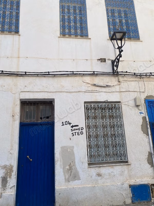 Bellissima casa in vendita a Sidi Bechir. 5 camere. Riscaldamento e porta blindata