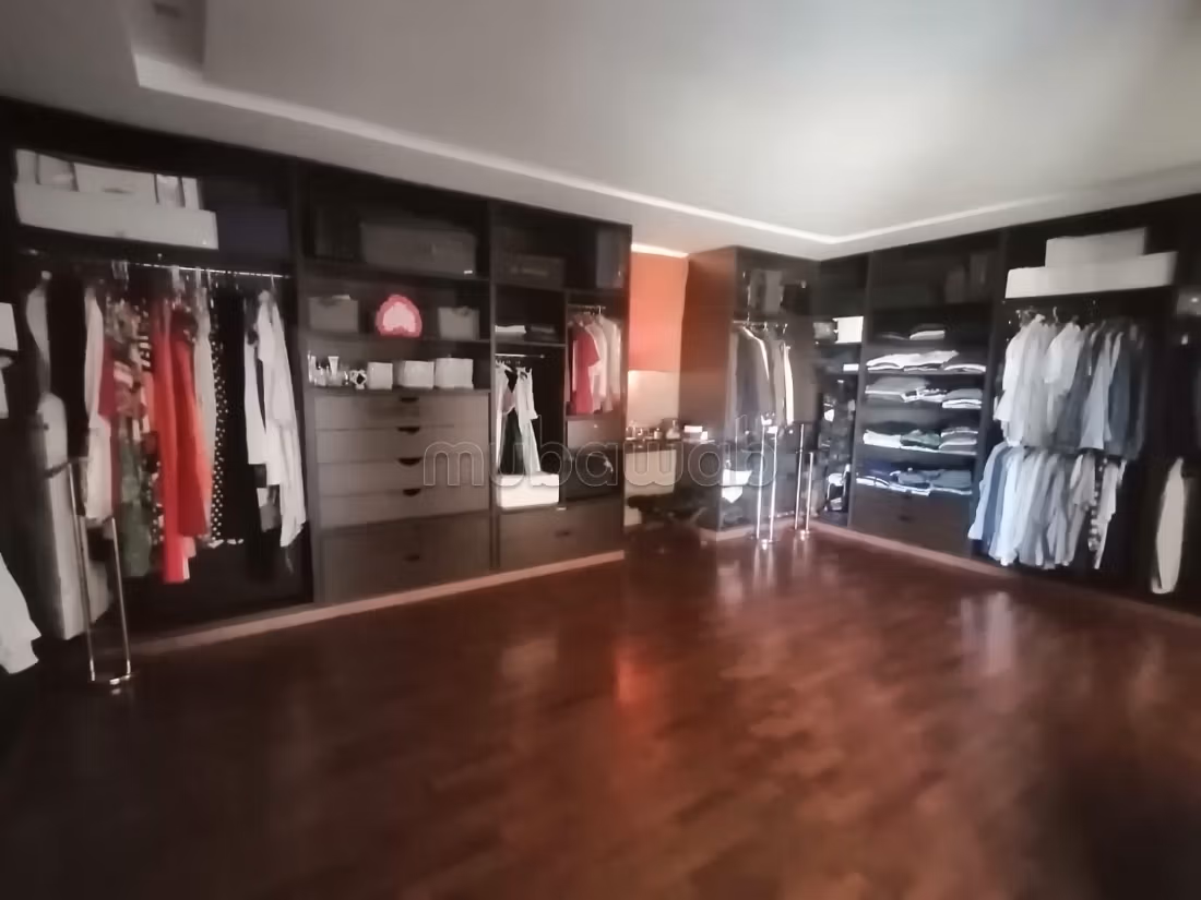 Casa de lujo en venta en Illigh. 5 dormitorios