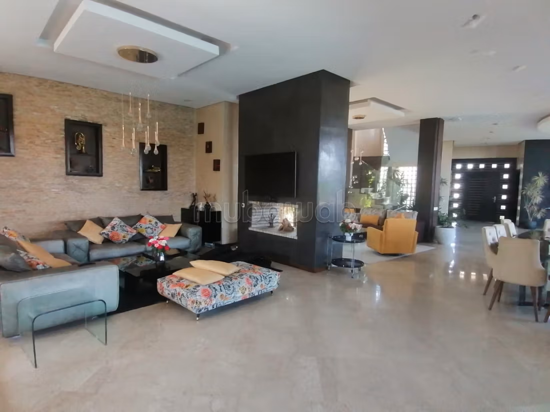 Casa de lujo en venta en Illigh. 5 dormitorios
