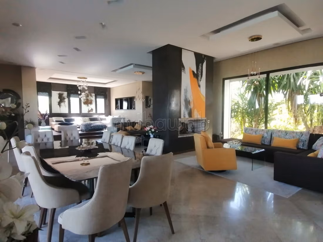 Casa de lujo en venta en Illigh. 5 dormitorios