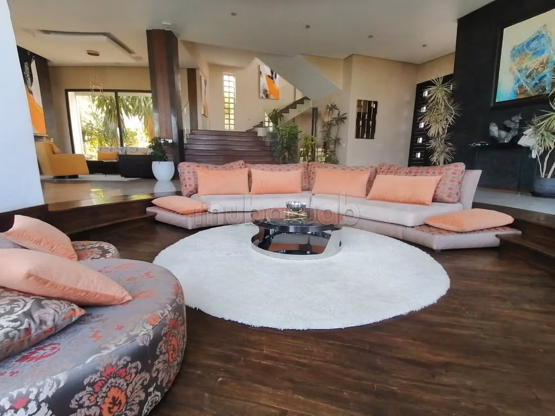 Casa de lujo en venta en Illigh. 5 dormitorios