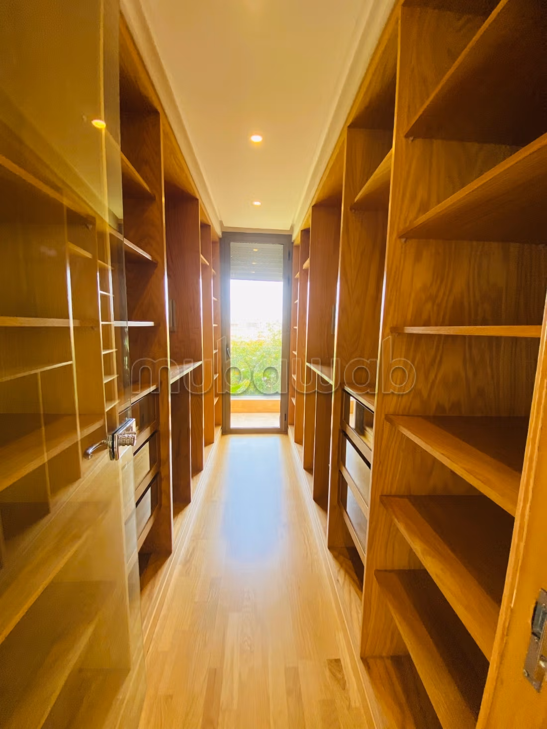 Villa's en luxe woningen om te huren in Californie. Oppervlakte 822 m². Beveiligde deur en centrale verwarming