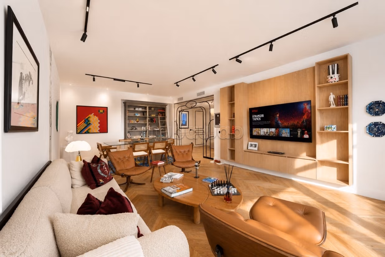 Anfa place luxe bien unique rénové — 2