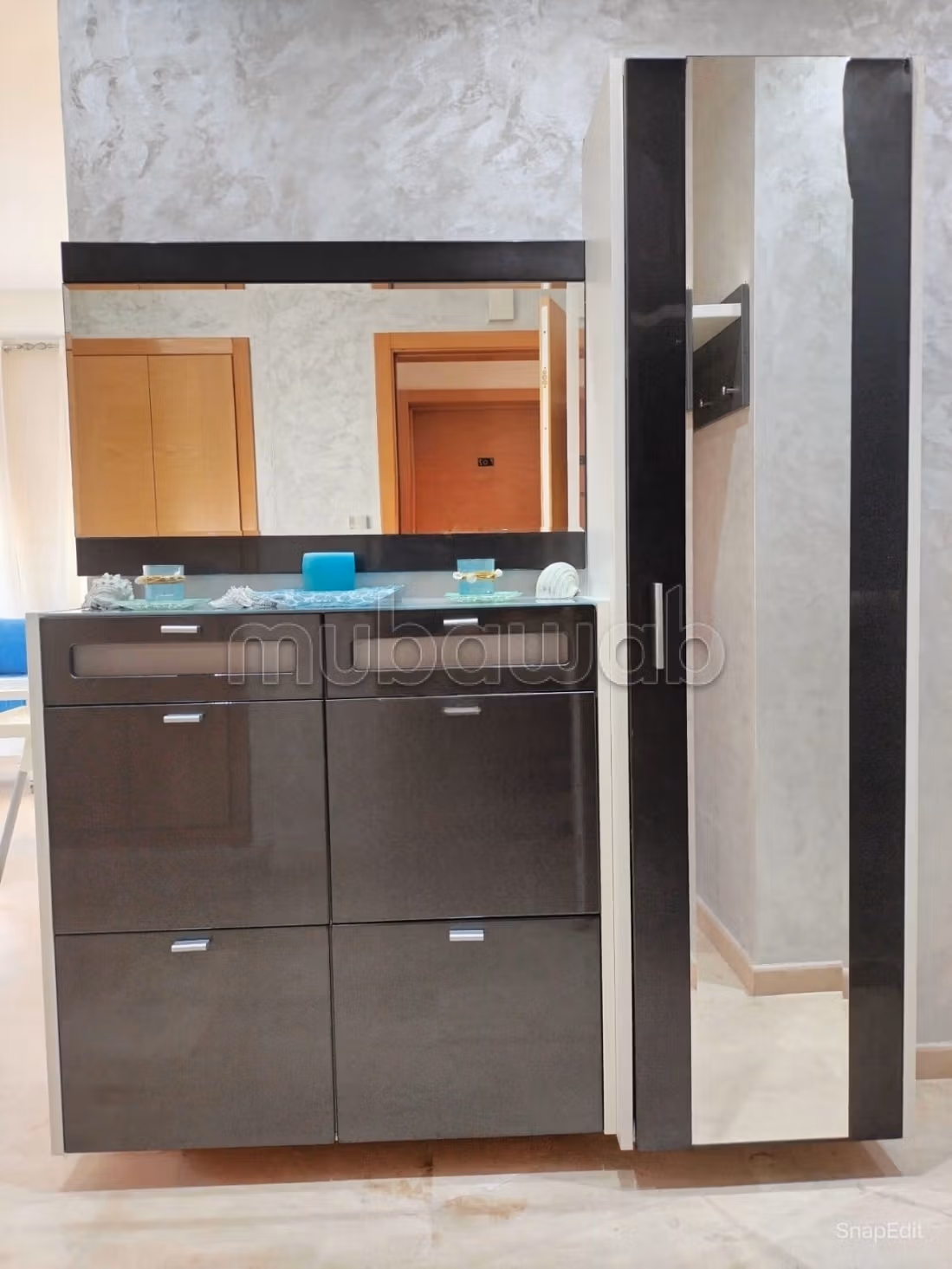 Splendido appartamento da affittare. 8 locali spaziosi. Terrazzo e garage