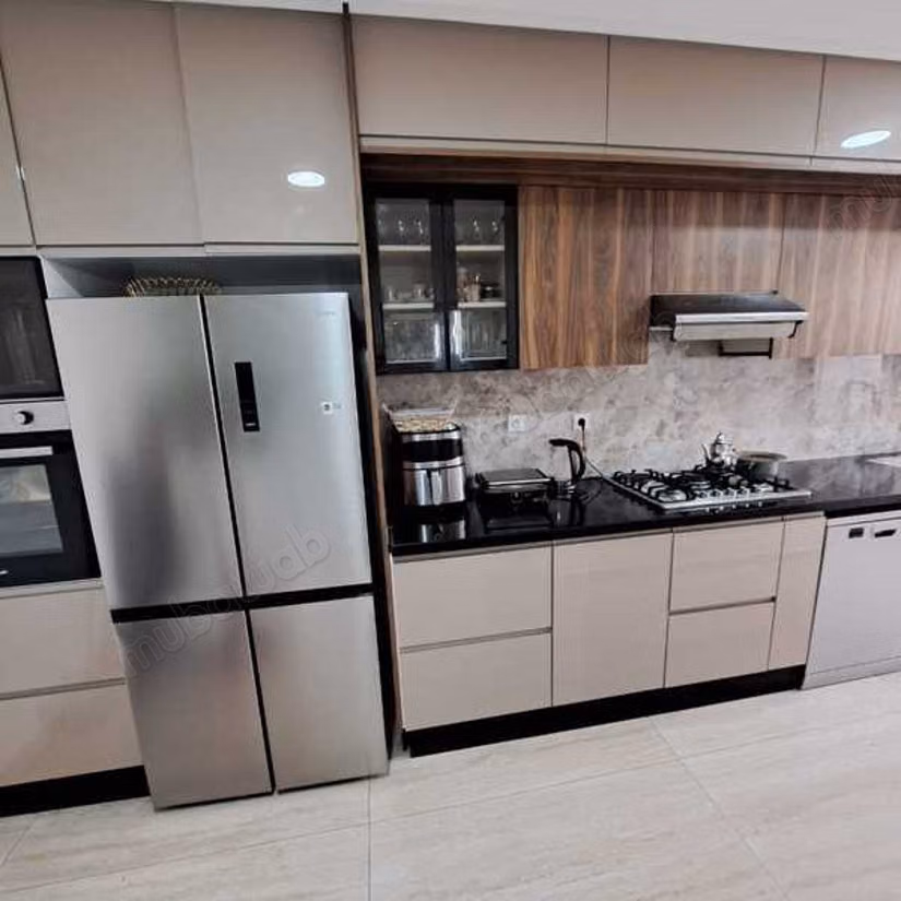 Sell apartment in Beauséjour. Small area 132 m². Lift and parking