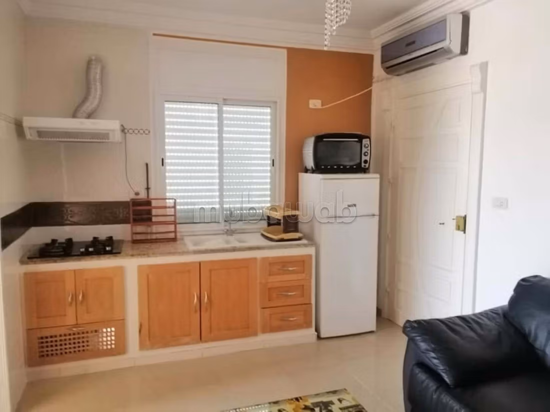 Appartamento da affittare a Hammamet. 1 camera. Posto auto e terrazzo