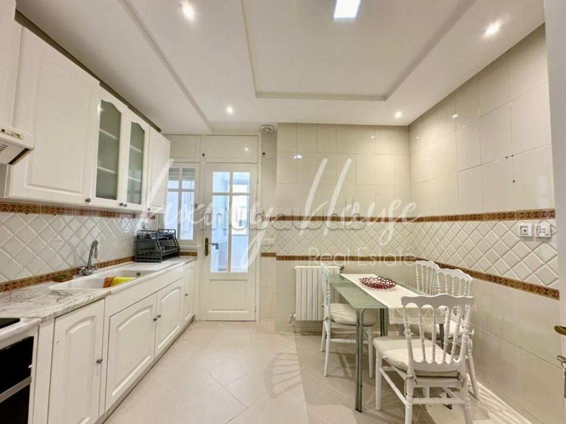 Apartment for rent. Small area 110 m². Ample storage space