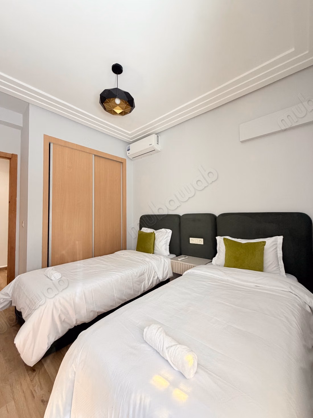 Appartement à louer residence fermer à rahrah. 2 belles chambres. Bien meublé avec deux place de parking