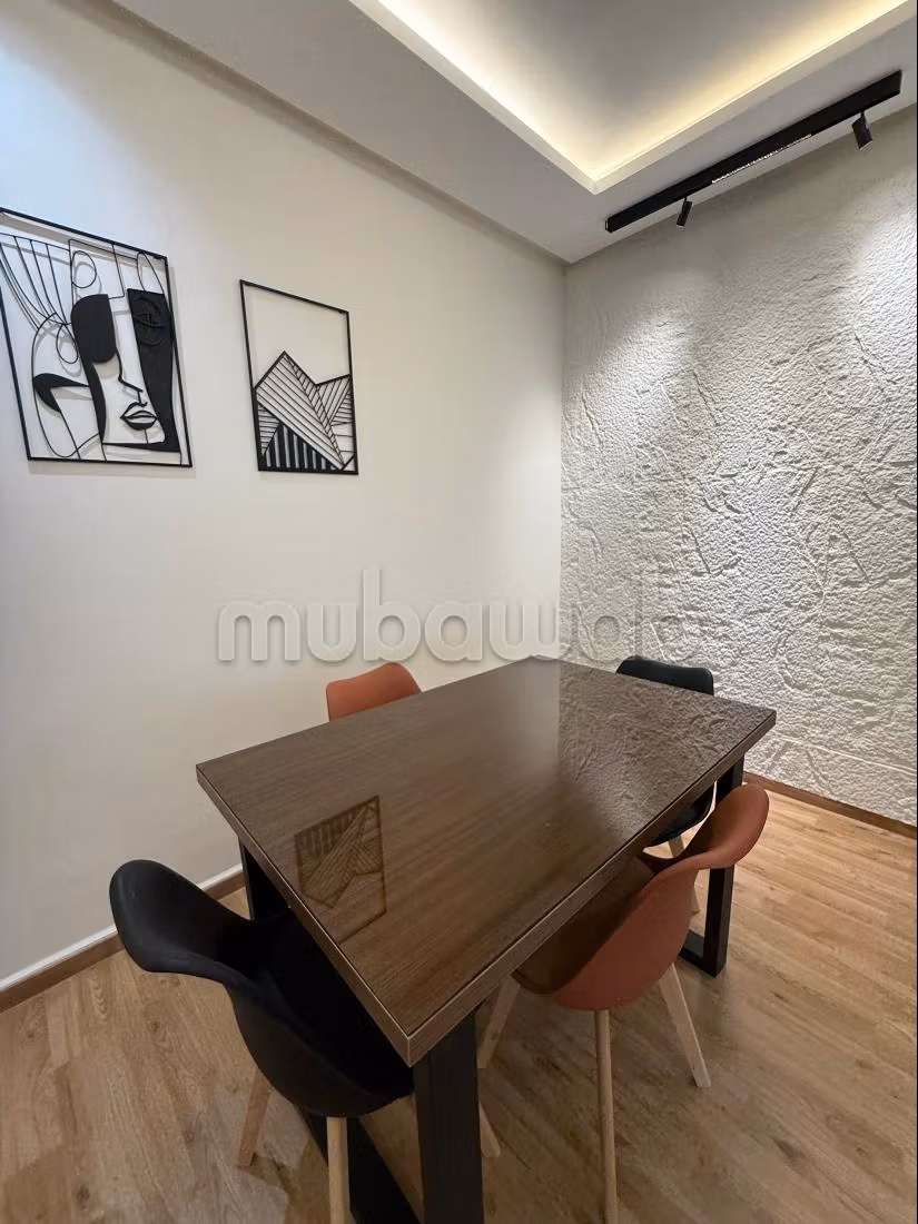 Appartement à louer residence fermer à boubana. 2 belles chambres. Bien meublé jamais louer — 5