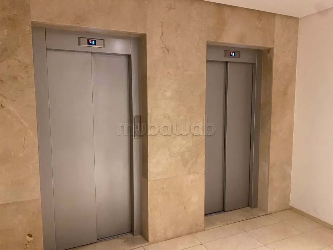 Pisos en alquiler en Haut Agdal. Dimensión 70 m². Ascensor y garaje