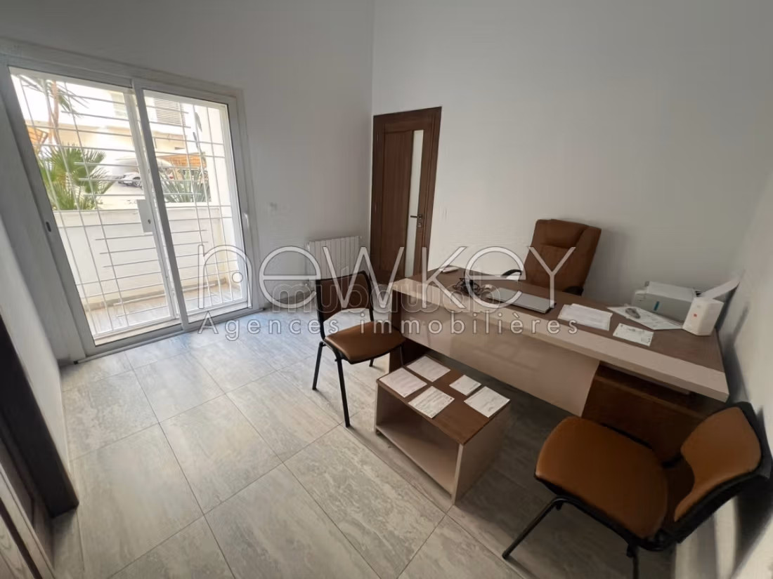 Bureau H4 À Louer Aux Jardins De Carthage