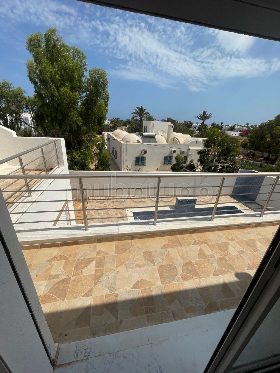 Villa zone urbaine vu de mer