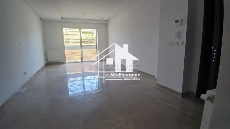 Un appartement s2 à Jardins de Carthage