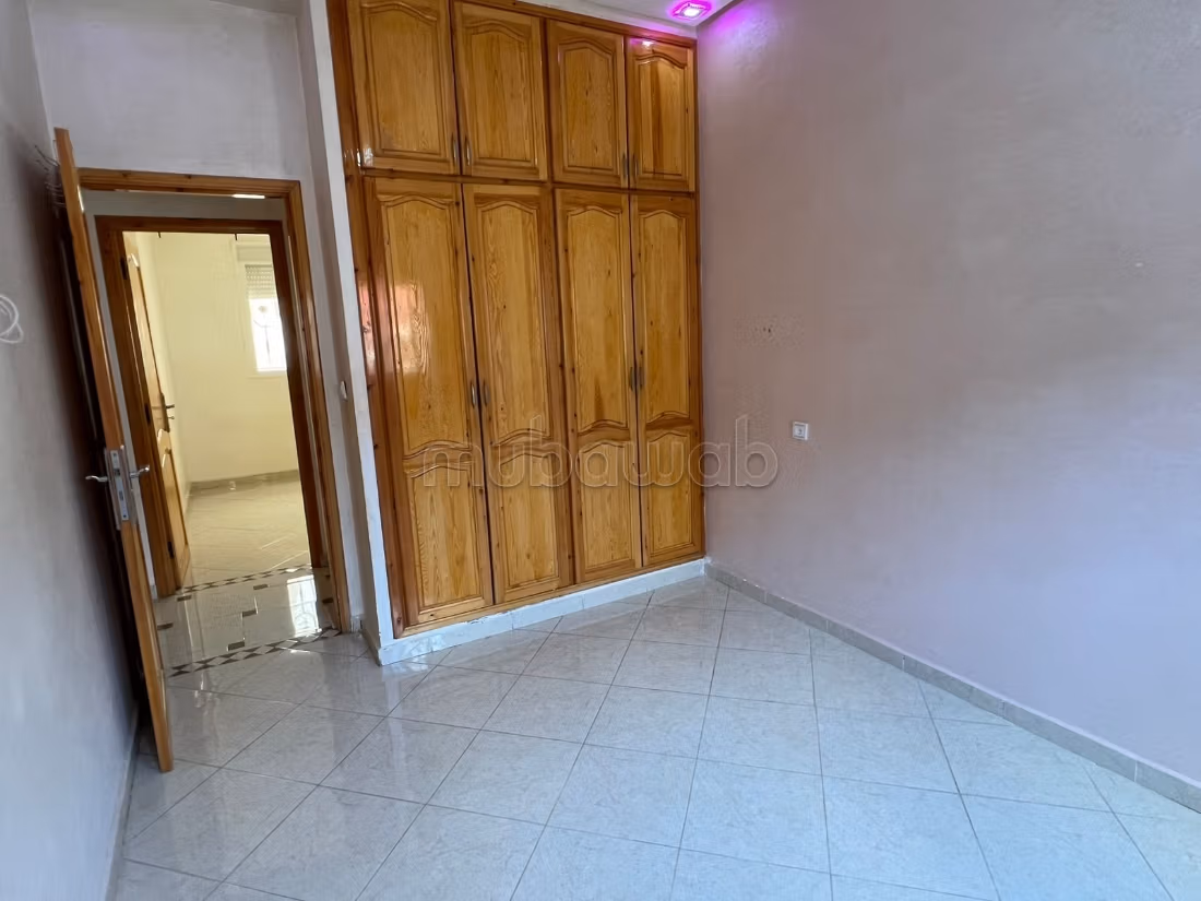 Splendido appartamento in affitto a El Hadadda. 6 locali spaziosi