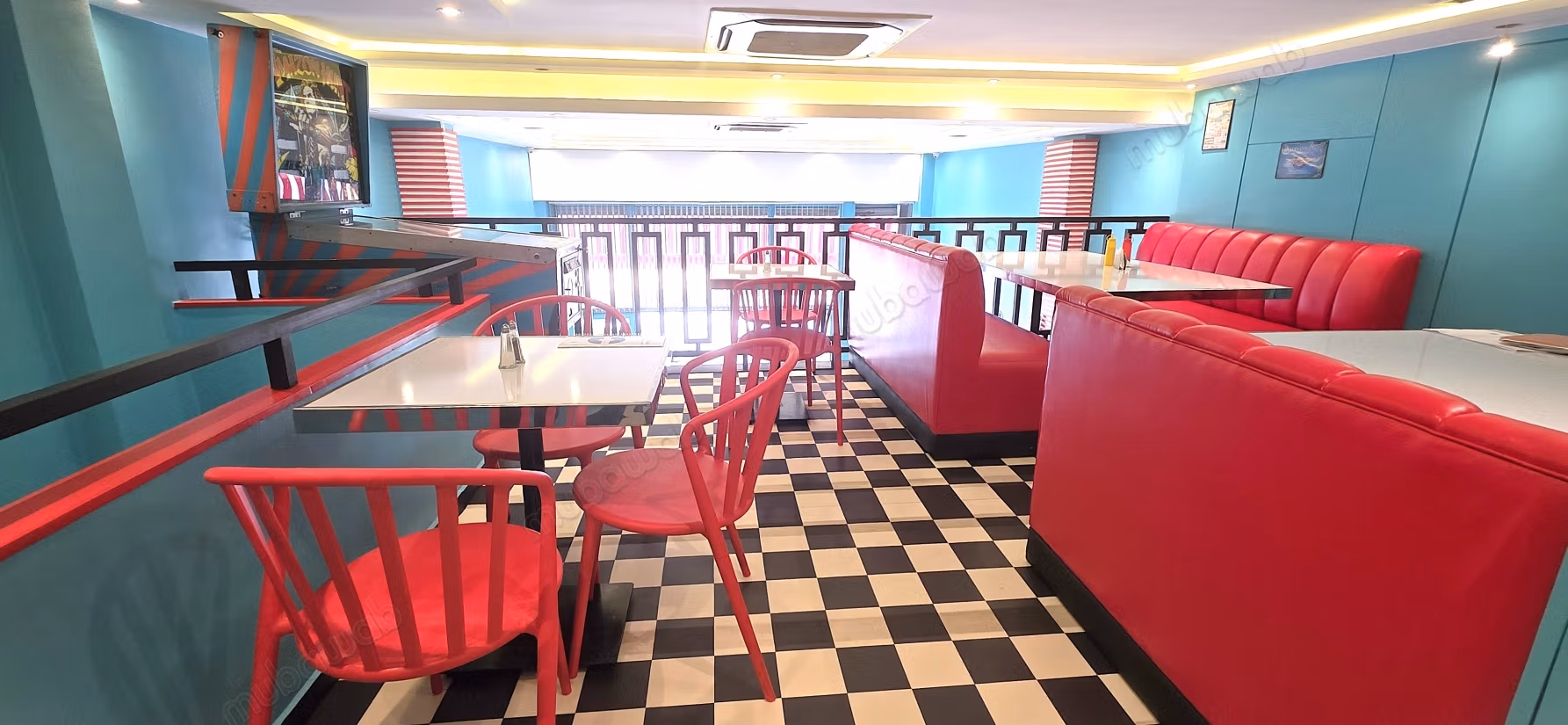 Gérance libre Café Snack équipé 110m2 Palmier