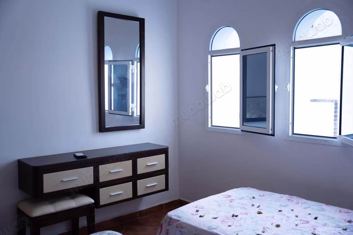 Penthouse Louer 240 m2, directement sur la mer 