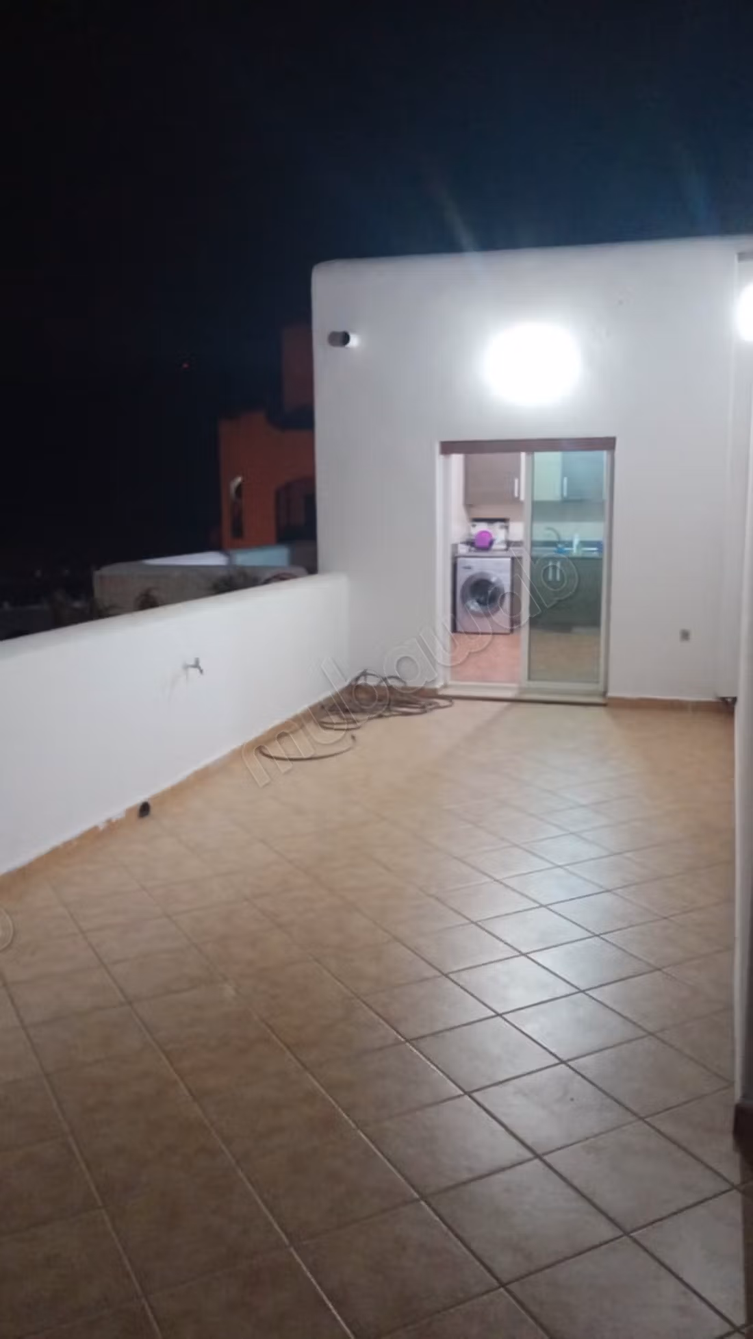 Penthouse Louer 240 m2, directement sur la mer 