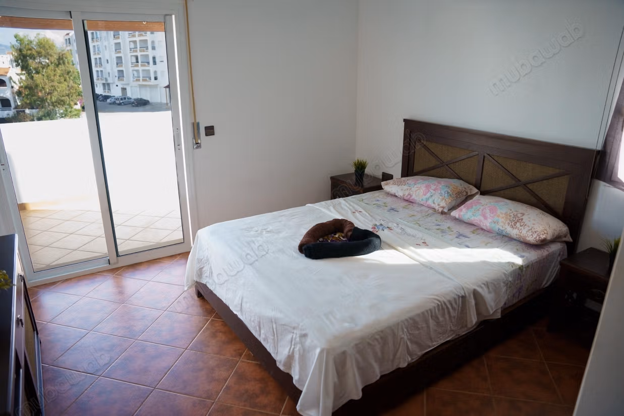 Penthouse Louer 240 m2, directement sur la mer 