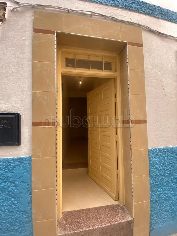 Maravillosa casa en venta. 7 bonitas habitaciones. Puerta blindada