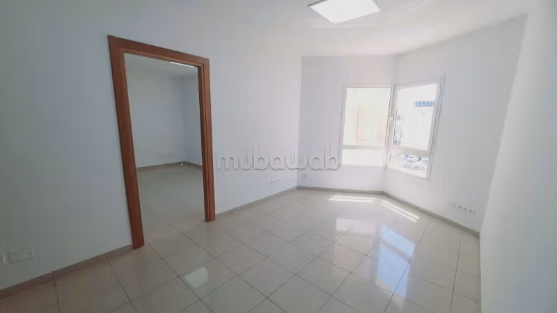 Bureau en 3 espaces 81m² Lac 1 IFCL166