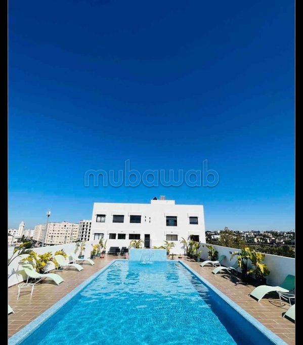 Bonito piso en venta en Les princesses. 4 habitaciones confortables. Jardineras, Gran terraza