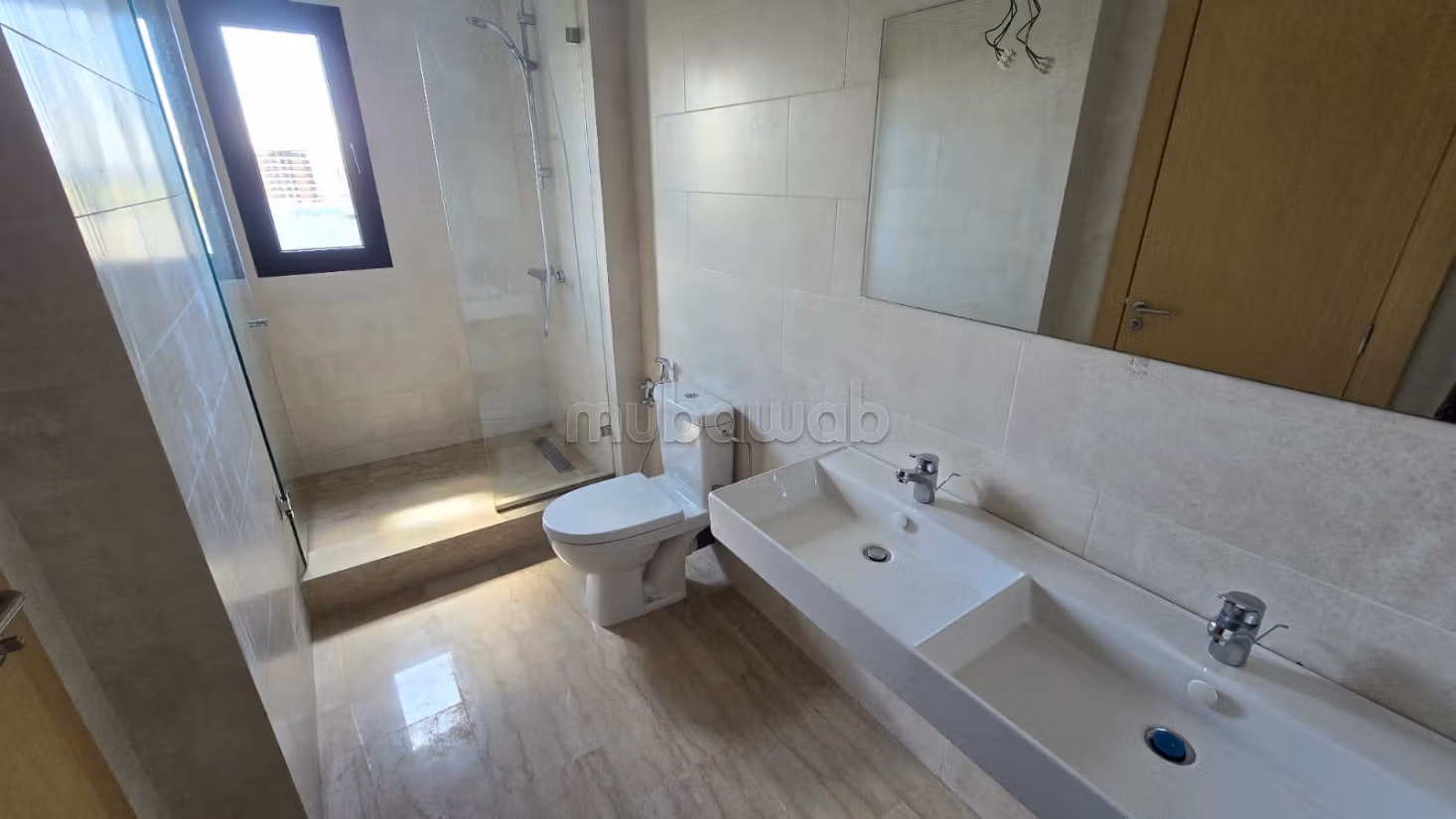 Appartement dernier étage sans vis à vis au CFC