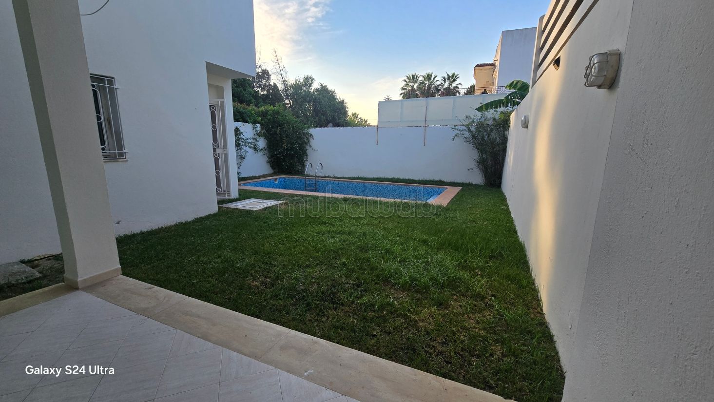 A vendre un duplex s4 à la soukra