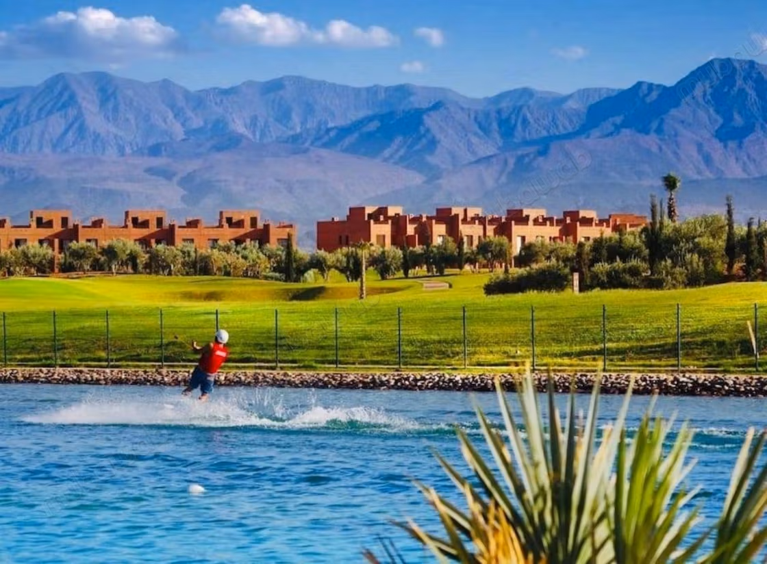 Belle Villa de Luxe meublée Resort Golfique & Wake