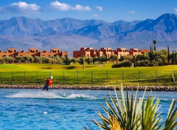 Luxueuse Villa Meublée Resort Golfique & Wakeboarding
