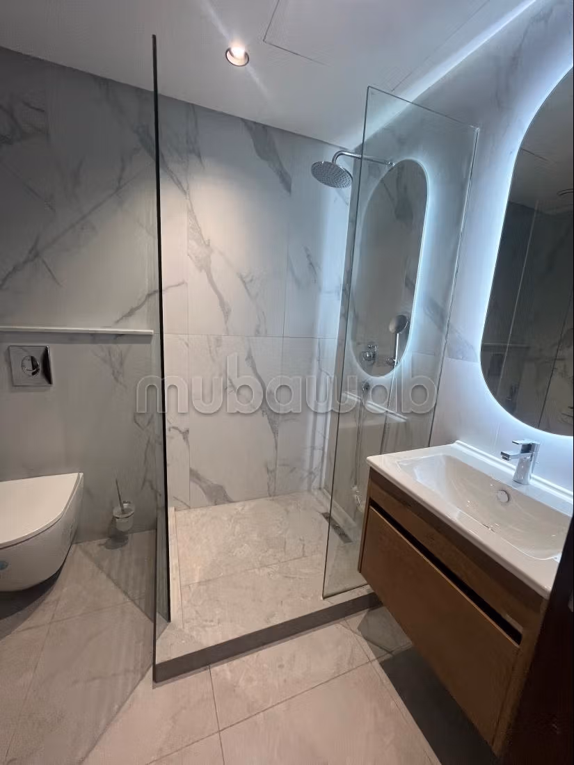 Piso en alquiler en Riviera. Area 66 m². Armarios