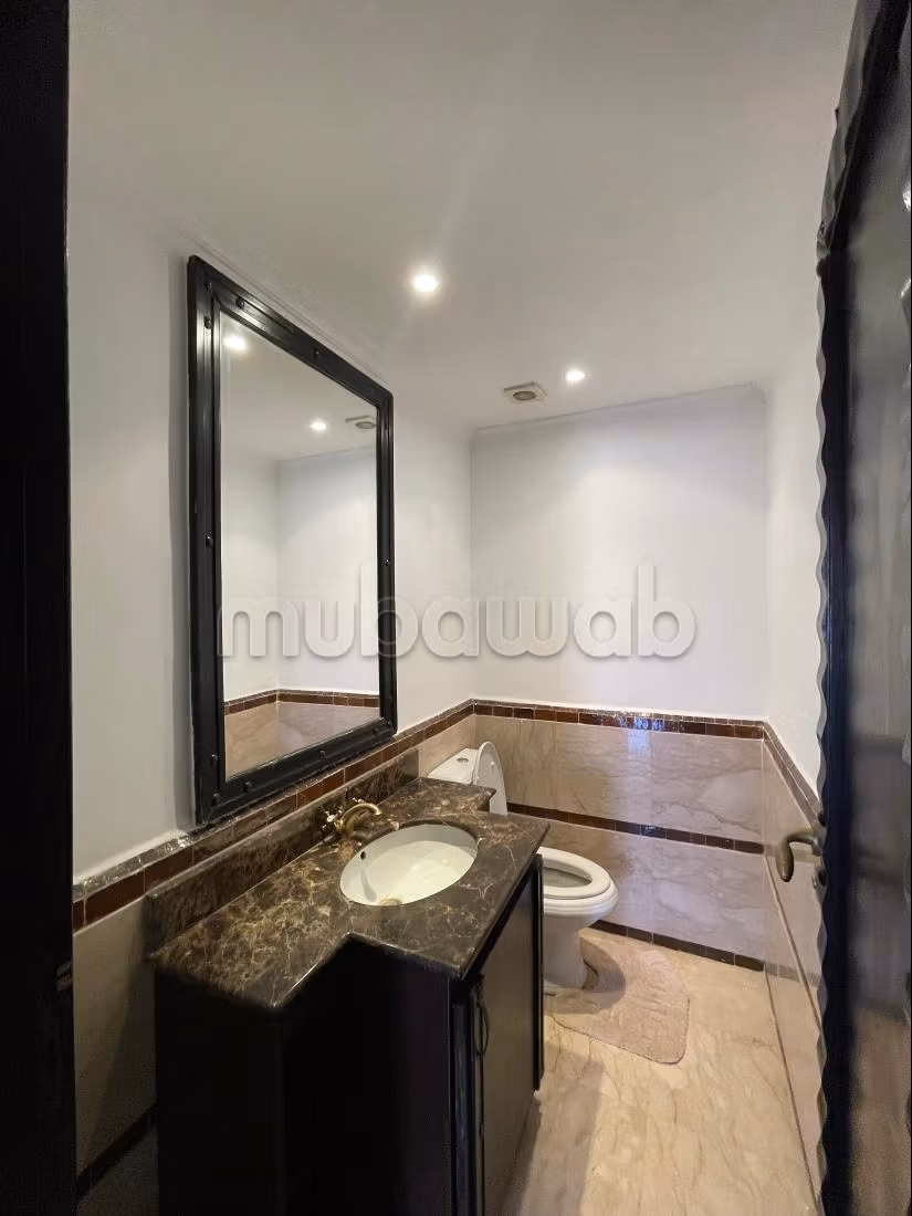 Vivez le Luxe à l’Hivernage – Appartement Meublé avec Grande Terrasse — 3