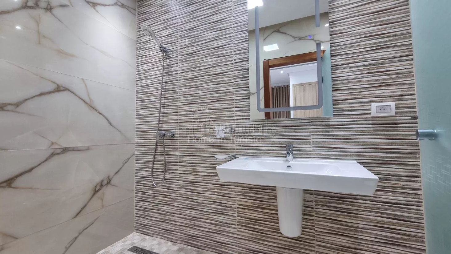 Location Rez de chaussée S3 sur la Corniche