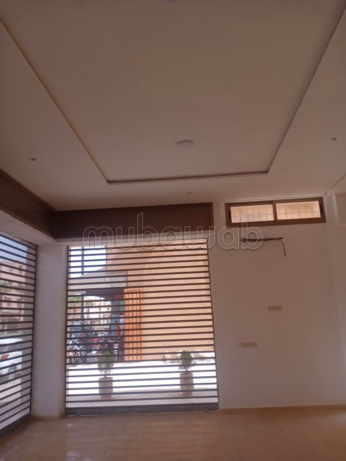 Location d'un magasin NEUF