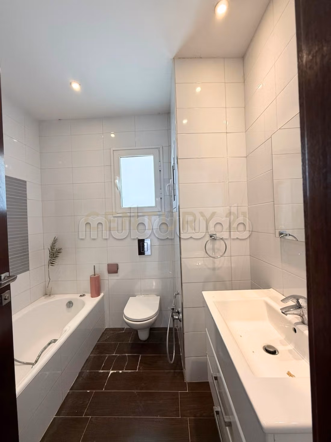 Lovely apartment for rent in Sidi Daoued. 2 large living areas. With Lift, Balcony