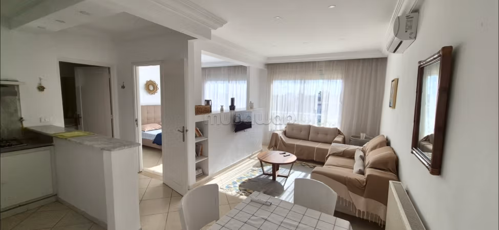 A louer petit appartement meublé emplacement central