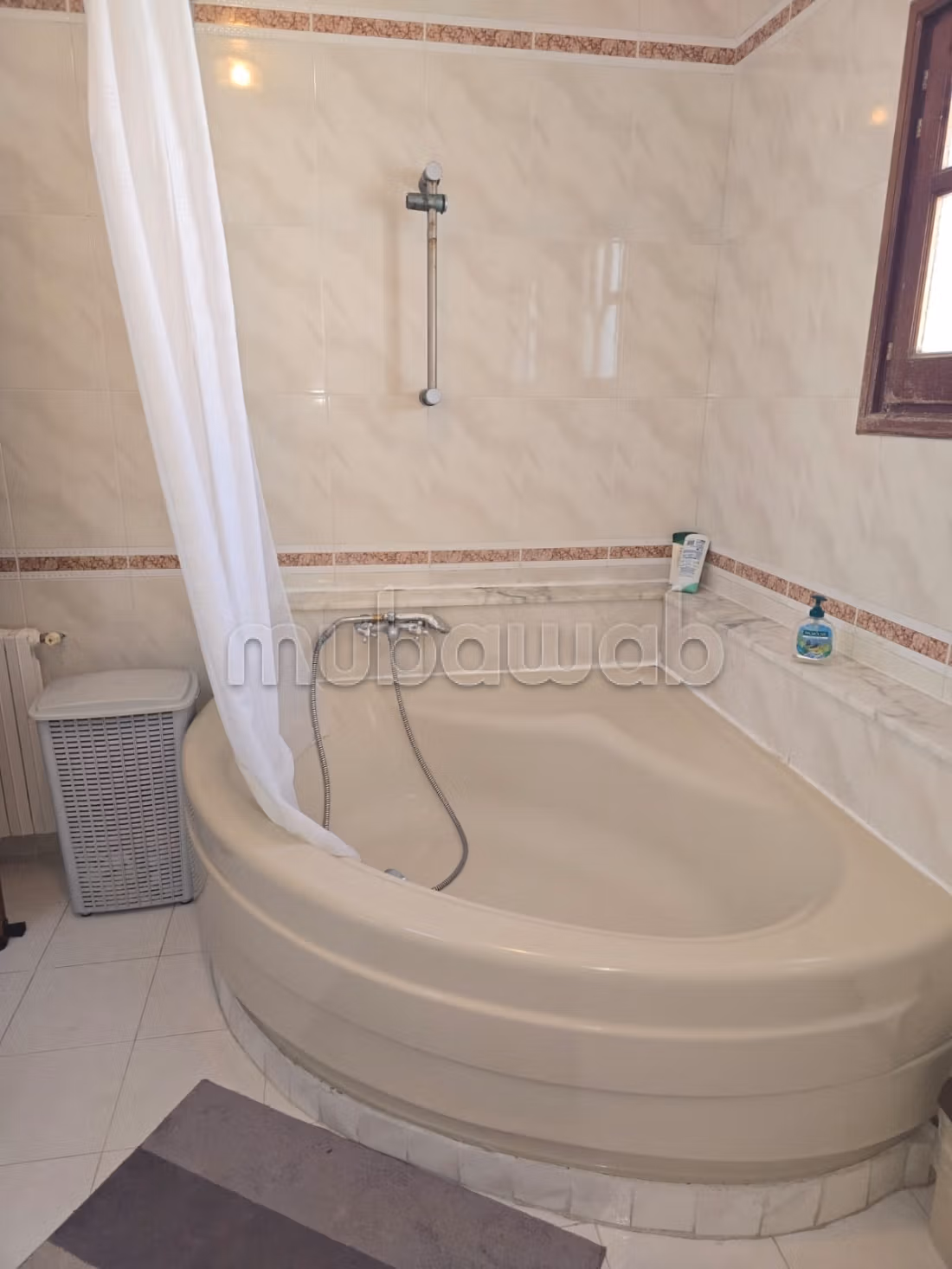 A louer villa avec vue mer et piscine non meublé