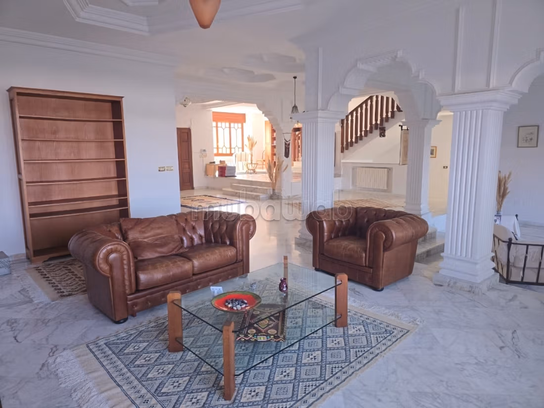 A louer villa avec vue mer et piscine non meublé
